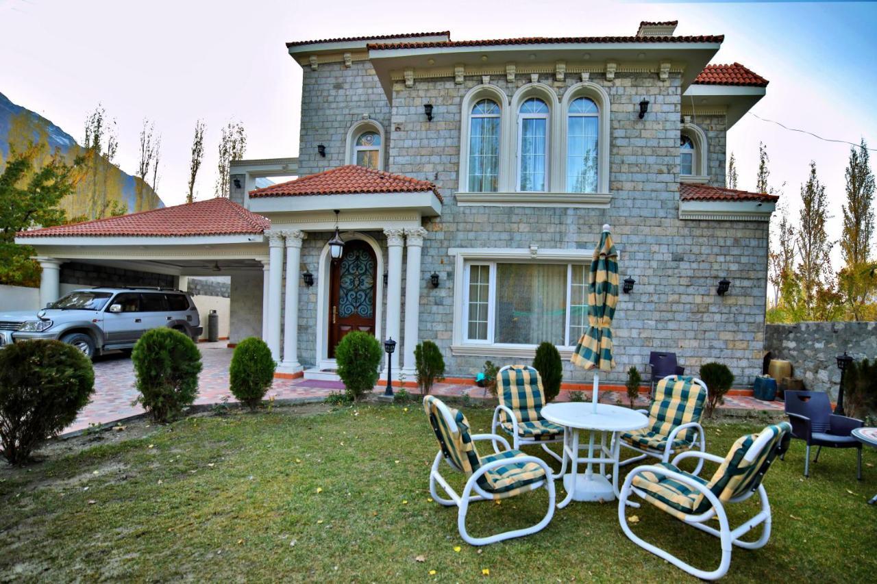 Arish Luxury Suites Скарду Екстер'єр фото