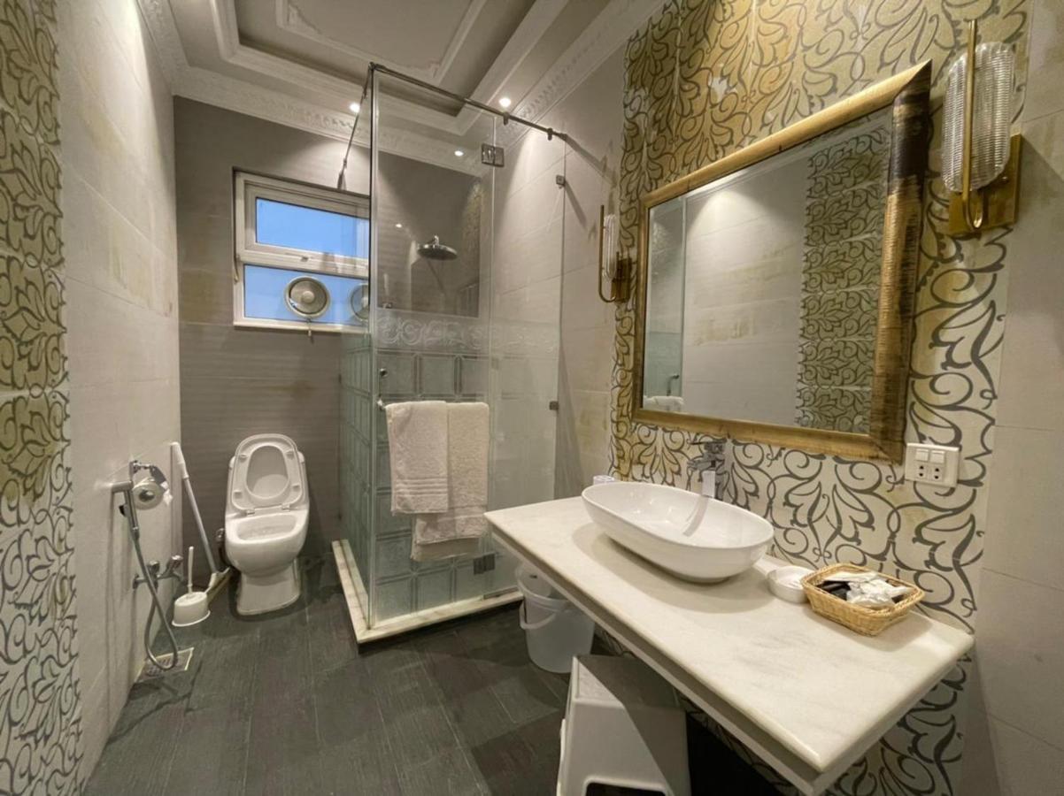 Arish Luxury Suites Скарду Екстер'єр фото